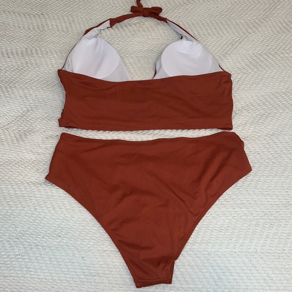 SHEIN Halter Bikini Swimsuit - Picture 4 of 5